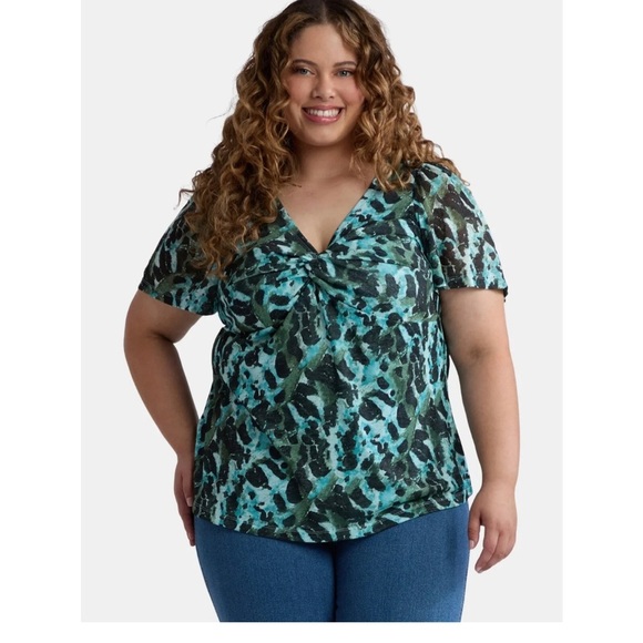 Terra & Sky Women’s Plus Twist Front Mesh Top with Short Sleeves, Size 1X - Picture 1 of 5